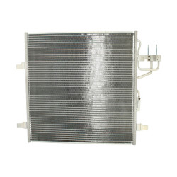 Радіатор кондиціонера FORD KUGA 2008-2012 BSG BSG 30-525-026