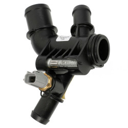 Патрубок термостату FORD FUSION/ESCAPE/KUGA/FOCUS/C-MAX/MONDEO (1.5 EcoBoost) HMPX HMP DS7G 8K556 CD