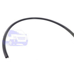 Ущільнювач переднього бампера FORD TRANSIT 1994-2000 BSG BSG 30-936-013